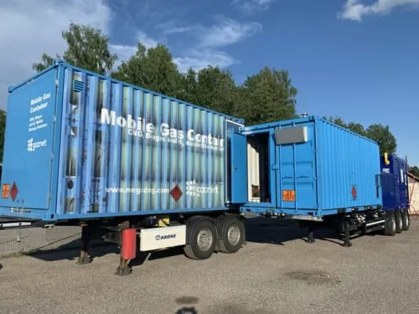 CNG biogas container with type-4 cylinders